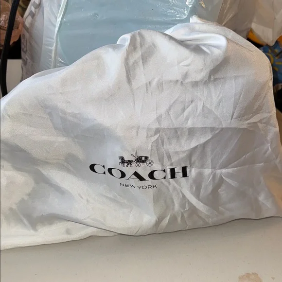 Coach Ergo Shoulder Bag - Picture 7 of 8